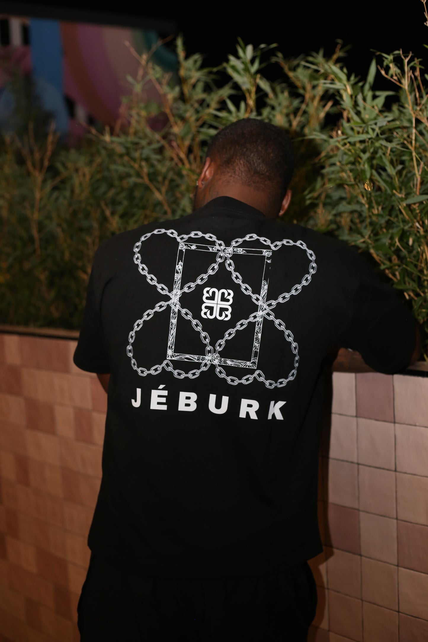 JÉBURK CHAIN HEARTS TAILORED TEE